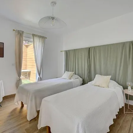 Awesome In With Wifi Holiday home *